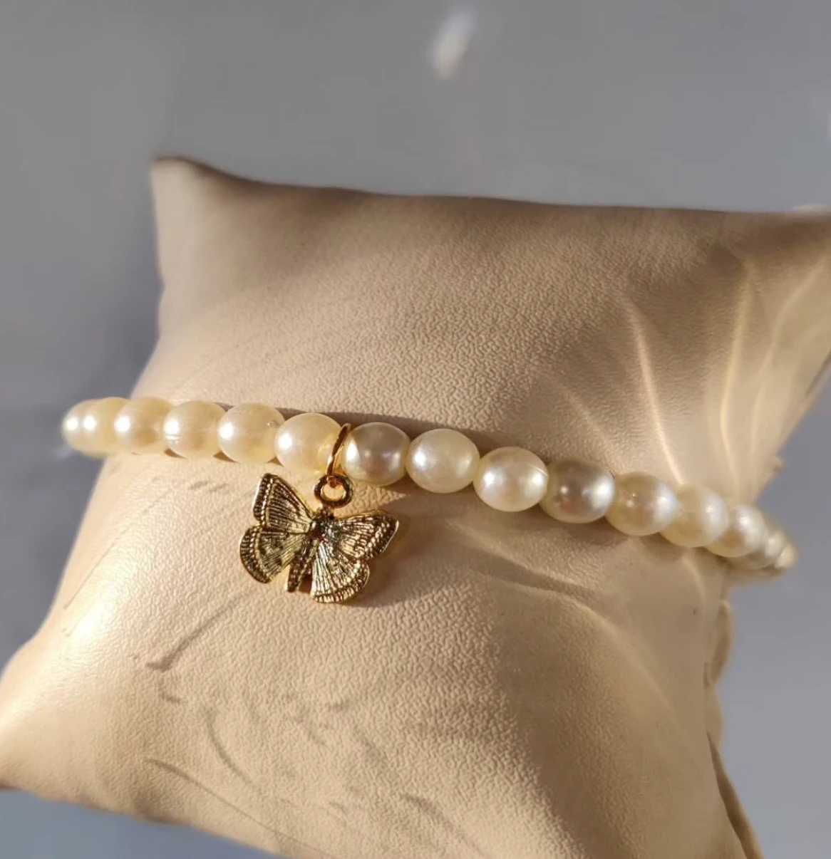 BUTTERFLY CHARM BRACELET