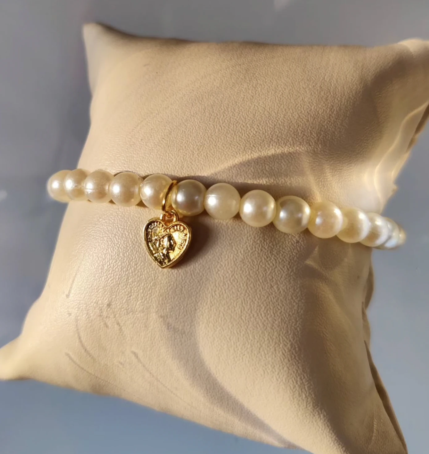 SHINY HEART CHARM BRACELET