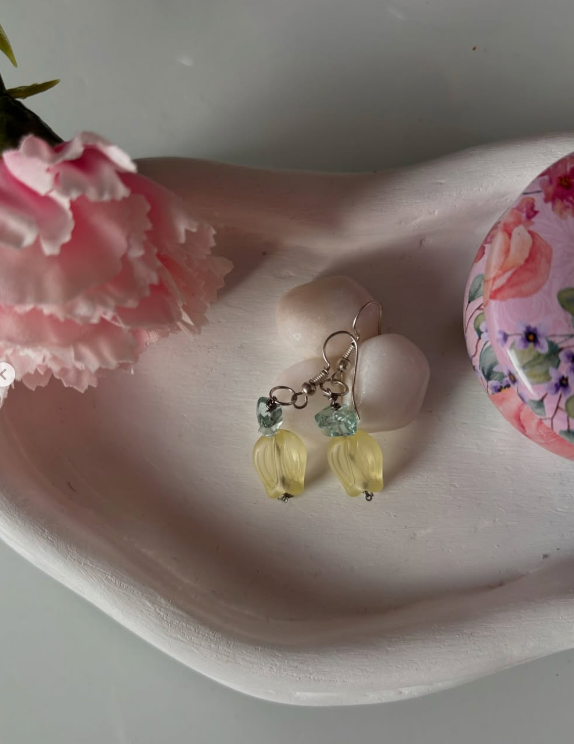 TULIP EARRINGS (YELLOW)