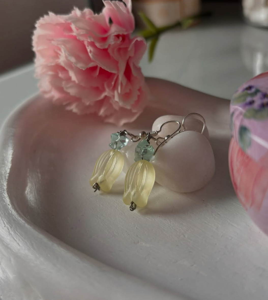 TULIP EARRINGS (YELLOW)