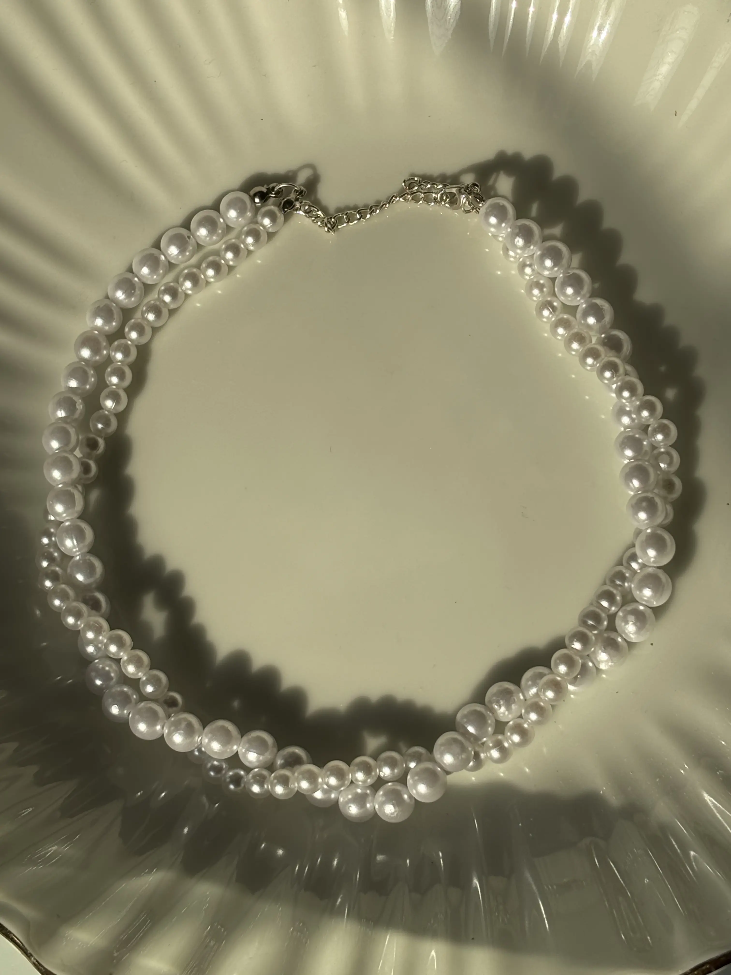 TWISTED PEARL NECKLACE