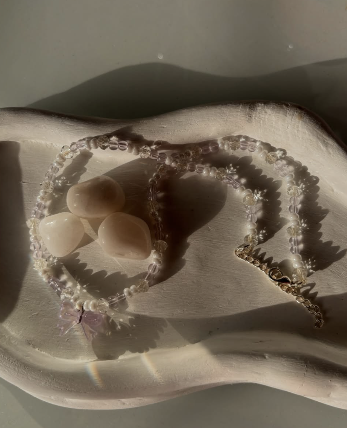 LAVENDER HAZE NECKLACE